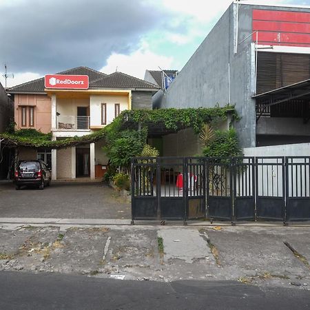 Reddoorz Syariah Near Pakuwon Mall Jogja Kejayan Eksteriør billede