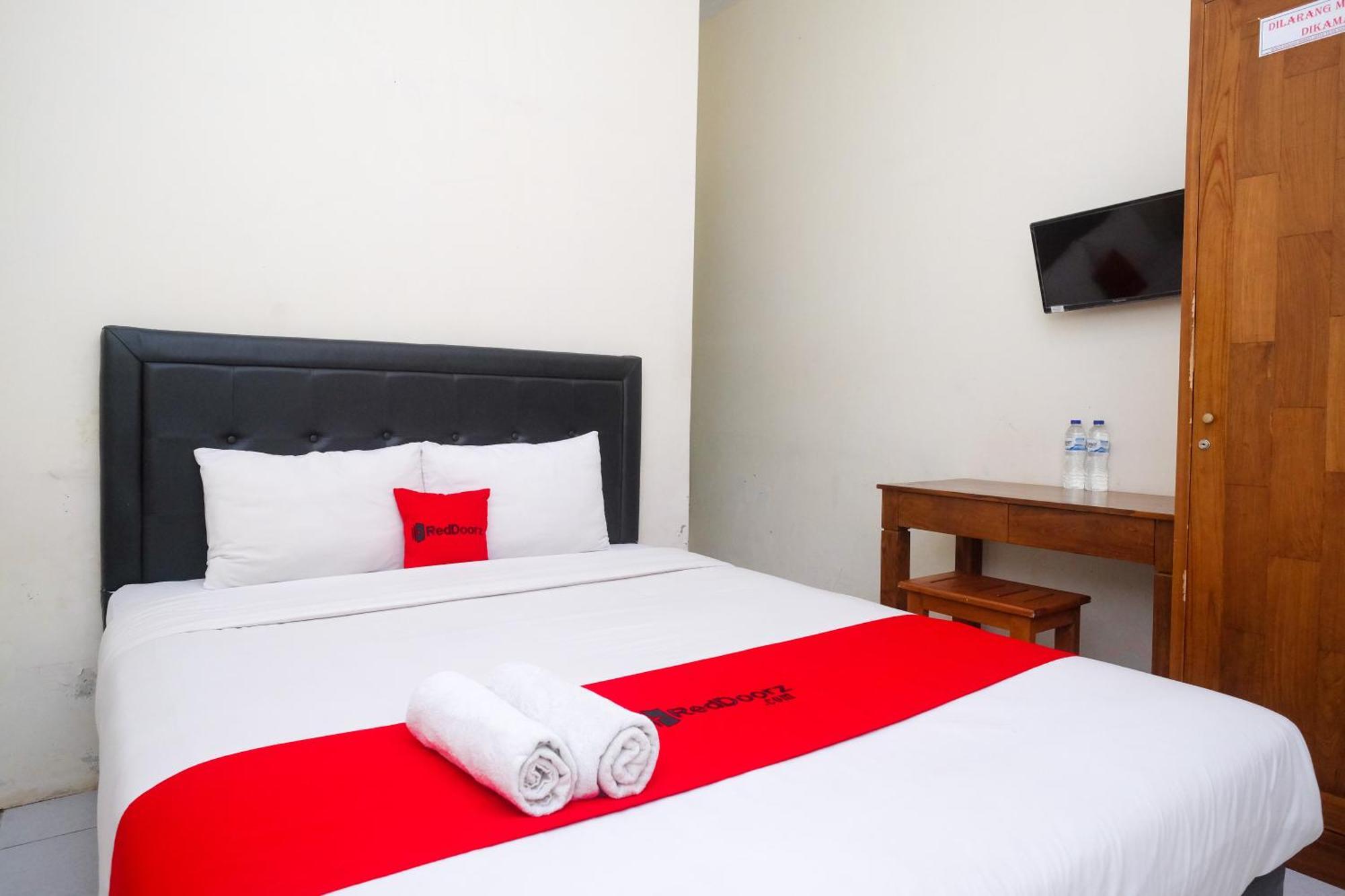 Reddoorz Syariah Near Pakuwon Mall Jogja Kejayan Eksteriør billede