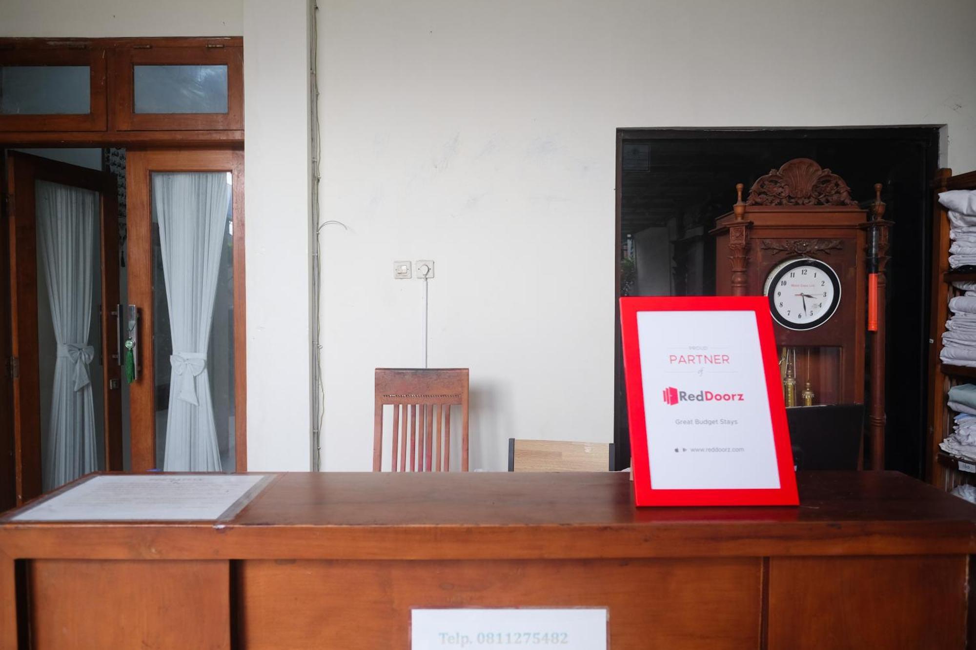 Reddoorz Syariah Near Pakuwon Mall Jogja Kejayan Eksteriør billede