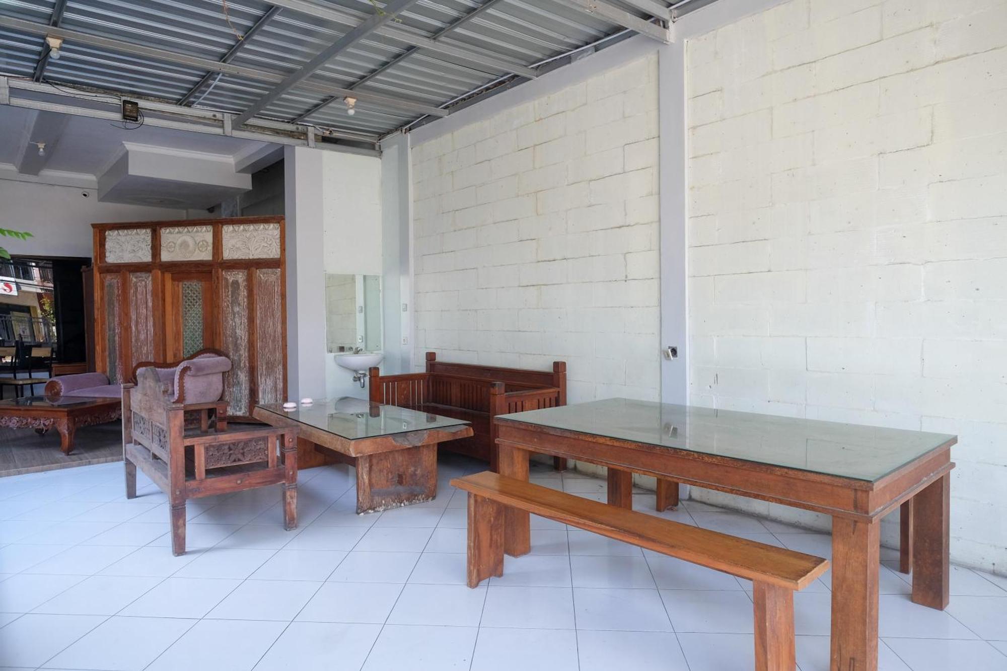 Reddoorz Syariah Near Pakuwon Mall Jogja Kejayan Eksteriør billede