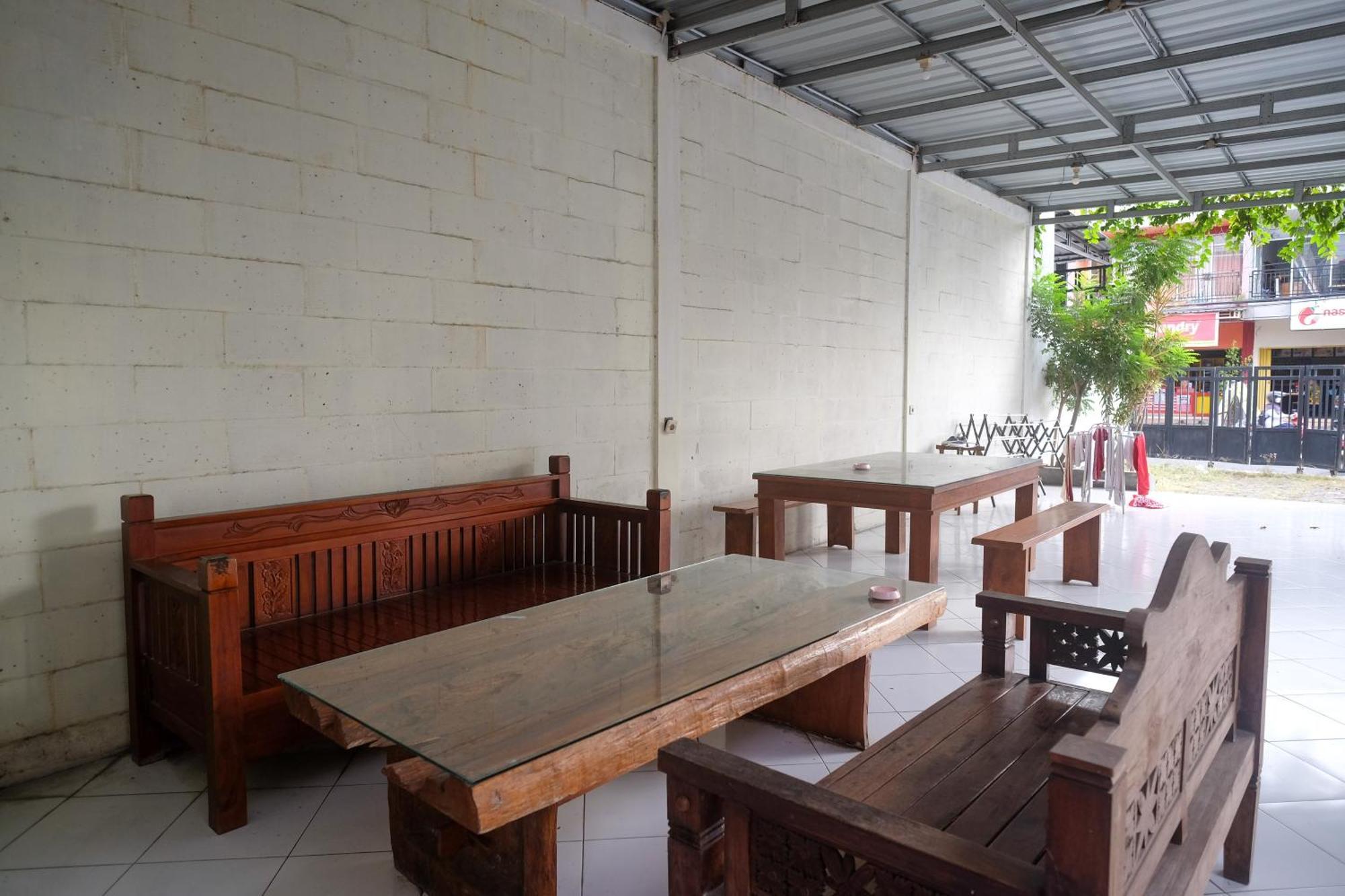 Reddoorz Syariah Near Pakuwon Mall Jogja Kejayan Eksteriør billede